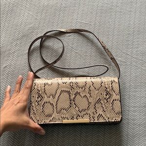 Snake shoulder bag